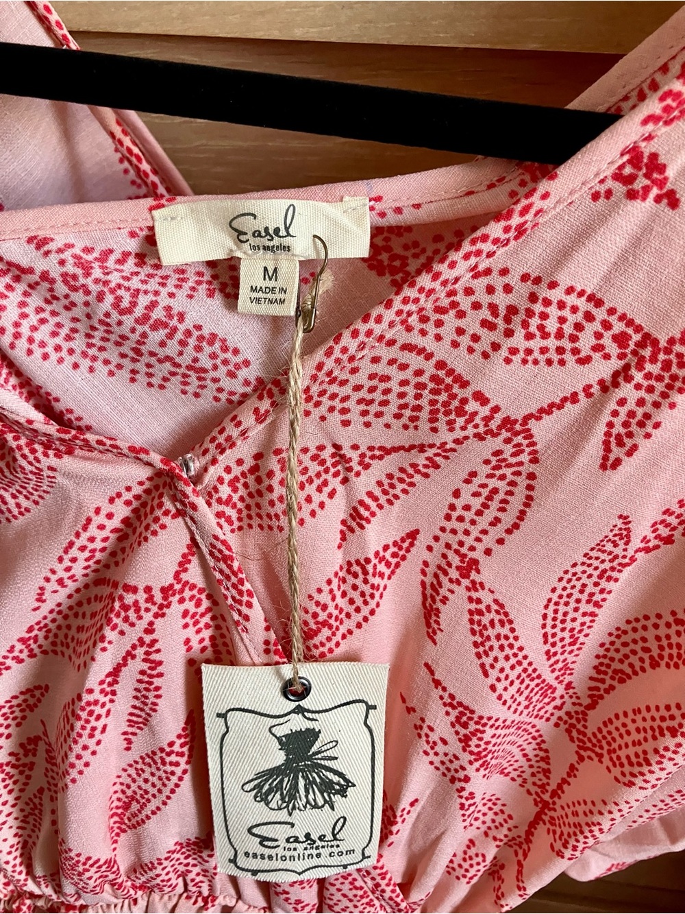 Boho Floral Pink V-Neck Mini Dress - Picture 4 of 8